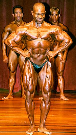 Ronnie Coleman has one of the most aesthetic and impressive looking most  muscular! Who else do you think that combat this? : r/bodybuilding